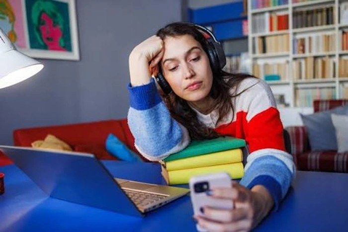 How to Stop Scrolling and Start Watching